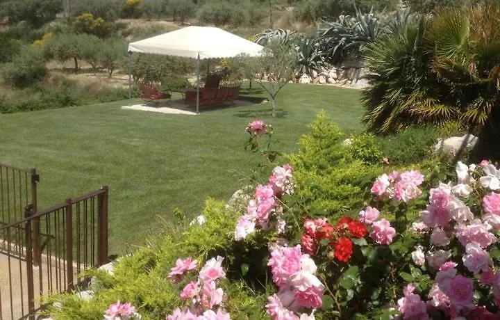 Gite Nidu, Un Coin De Paradis Provencal Le Barroux 0*,  Frankreich