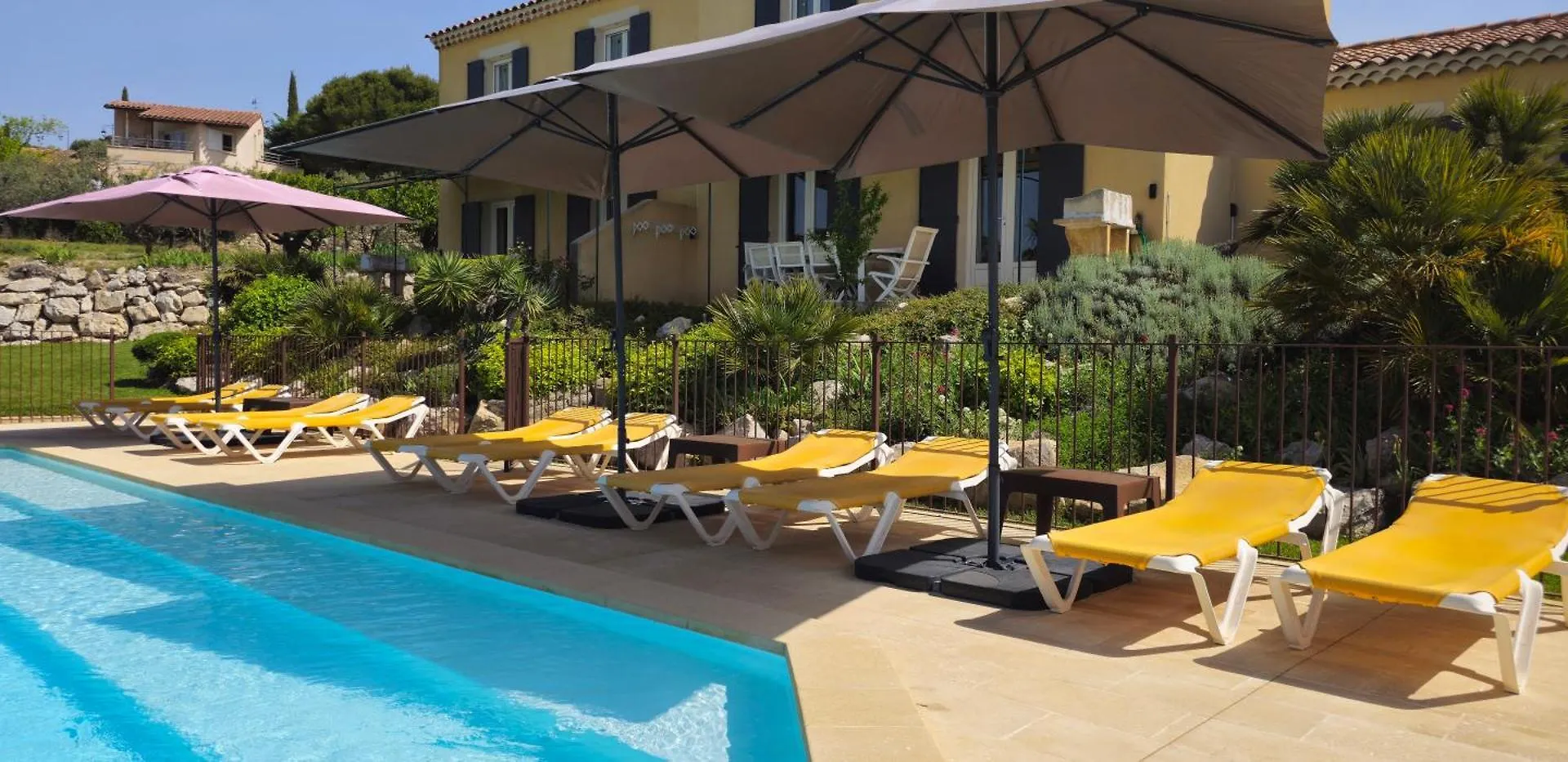 Gite Nidu, Un Coin De Paradis Provencal Le Barroux
