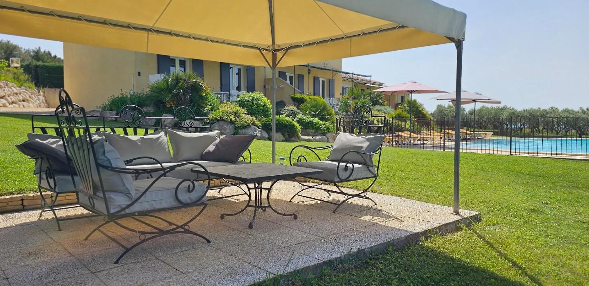 Gite Nidu, Un Coin De Paradis Provencal Le Barroux
